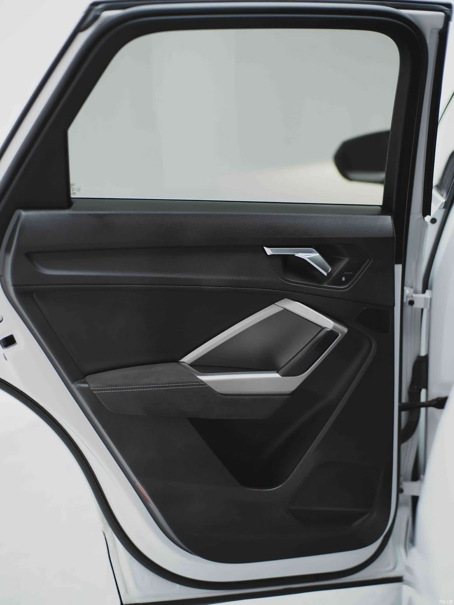 Audi Q3, 2022 22