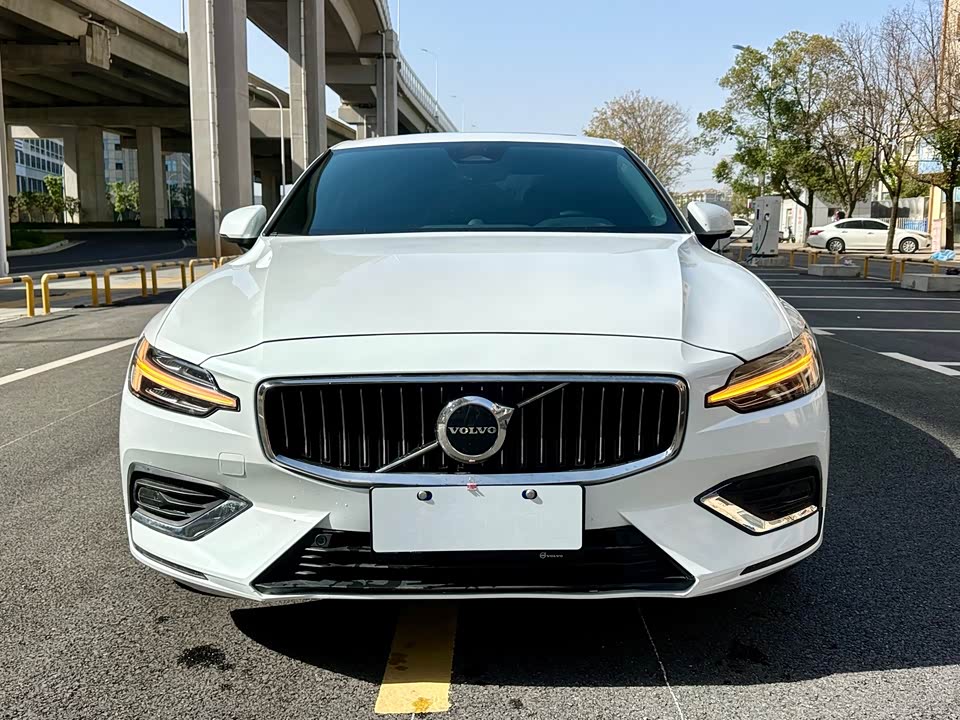 Volvo S60