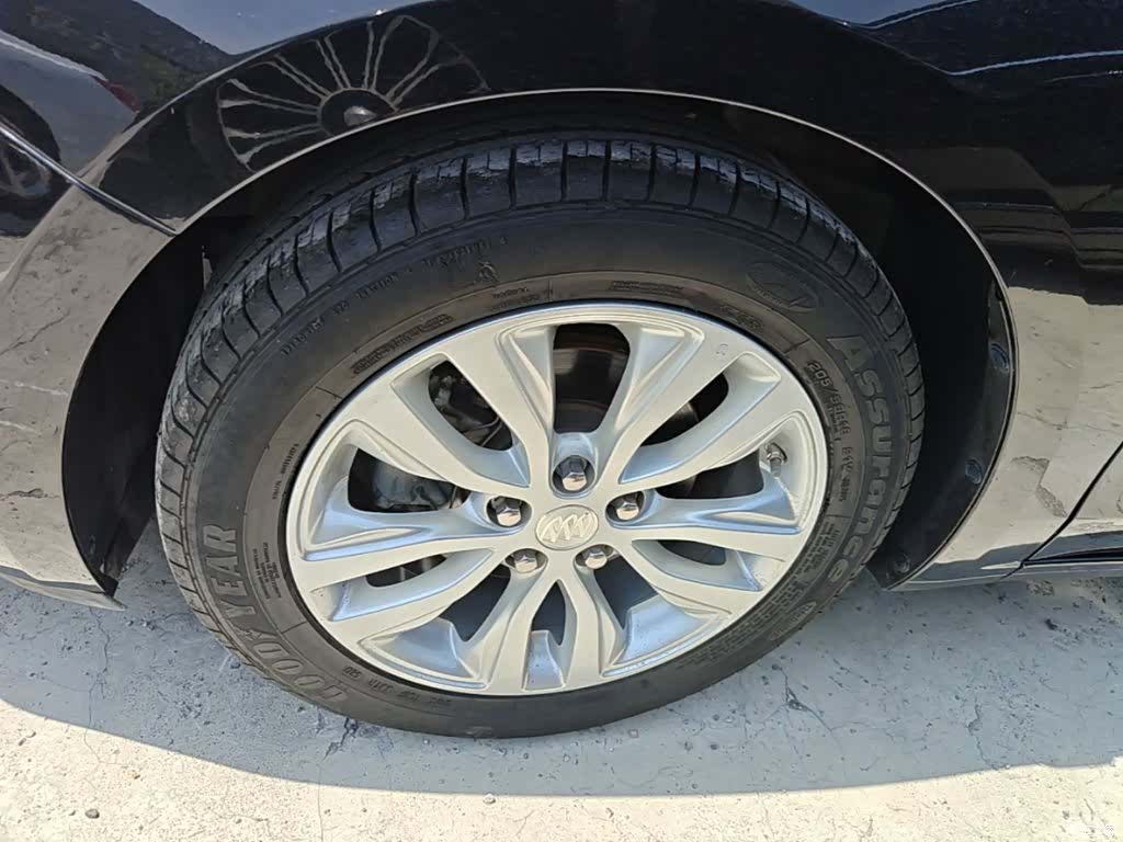 Buick V, 2018 23