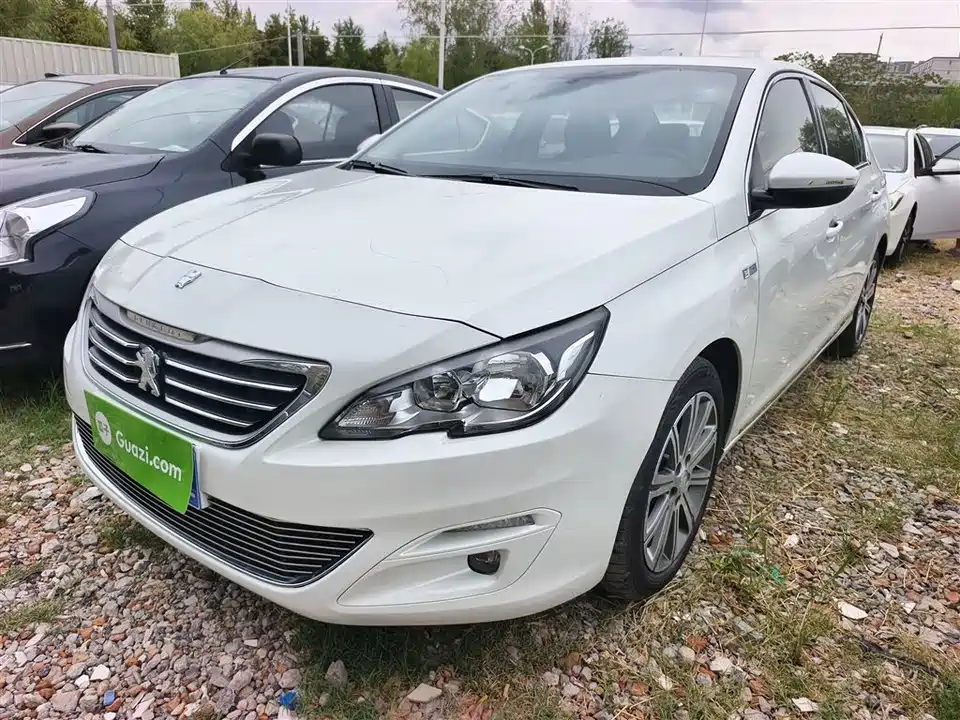Peugeot 408