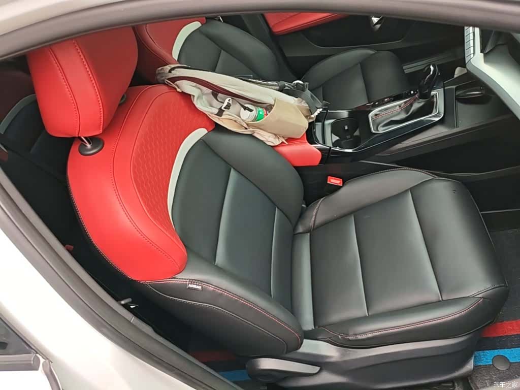 MG MG5, 2022 25