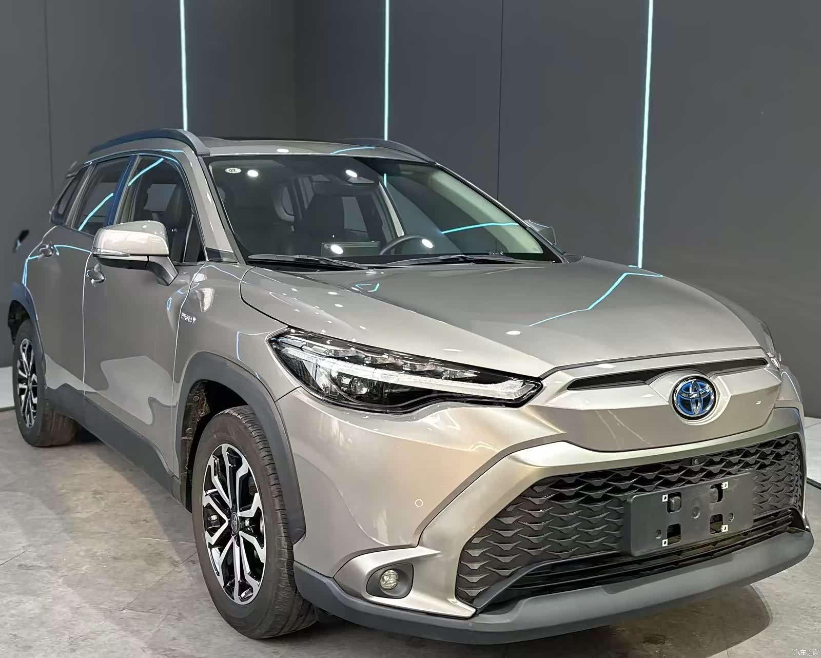 Toyota Frontlander, 2023 3