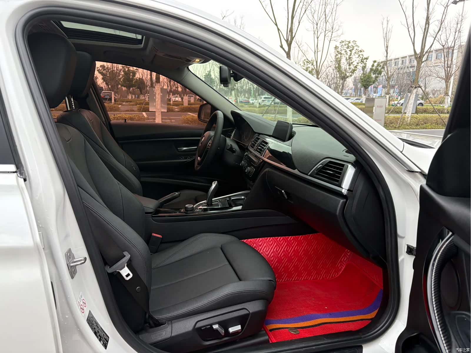 BMW 3 Series, 2018 7