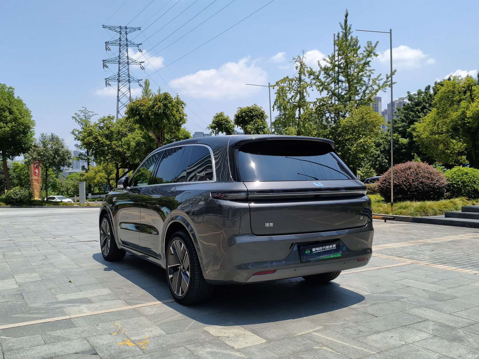 Li Auto L8, 2025 10