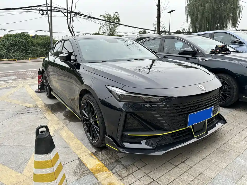 Changan UNI-V