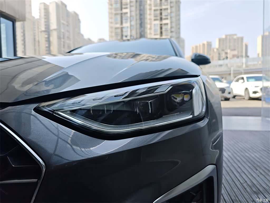 Audi A4L, 2022 12