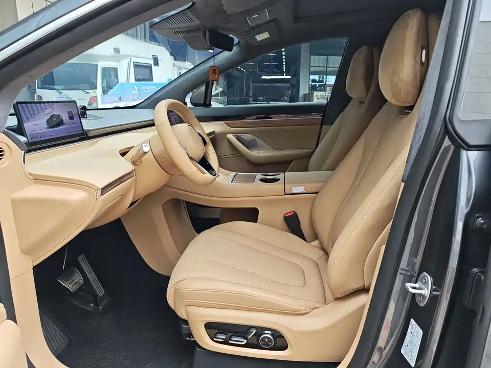 HarmonyOS Wisdom World R7