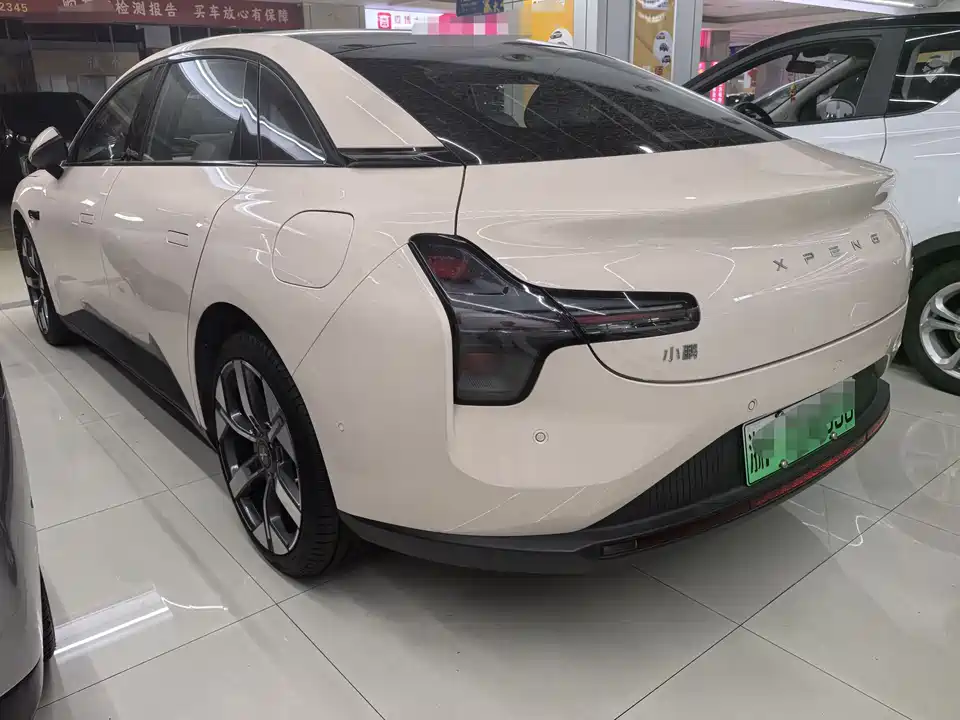 XPENG MONA M03
