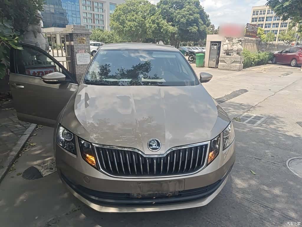 Skoda Octavia, 2018 3