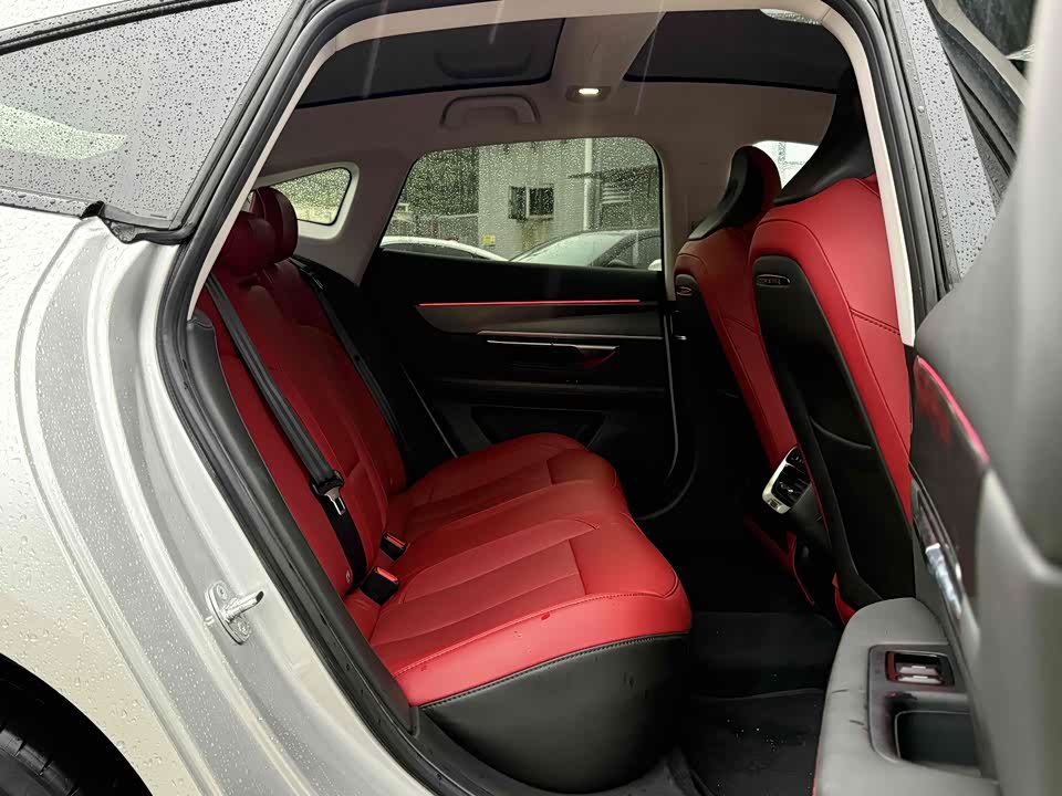 XPENG P7 XPENG P7