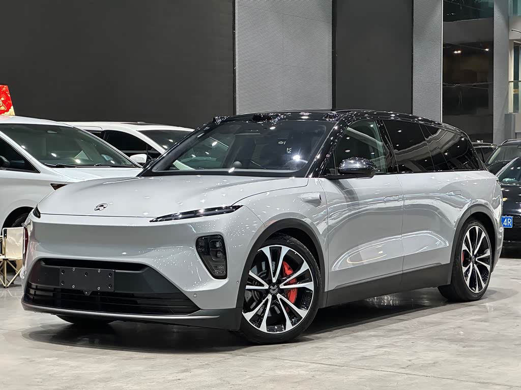 NIO ES8