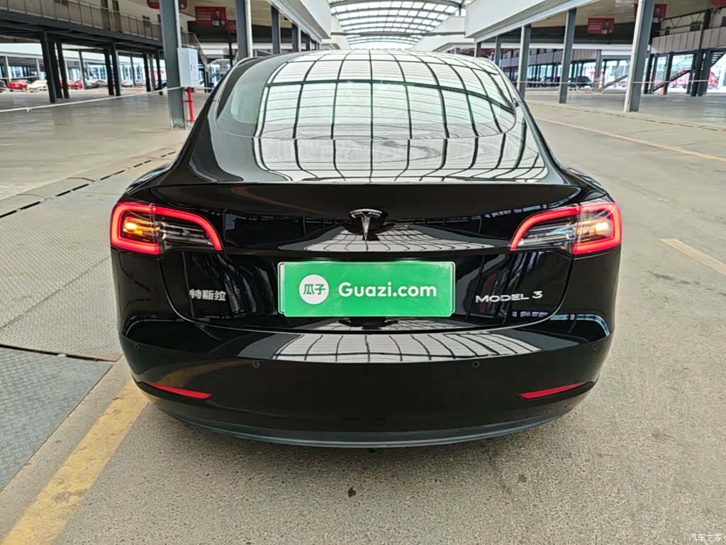 Tesla Model 3, 2020 6