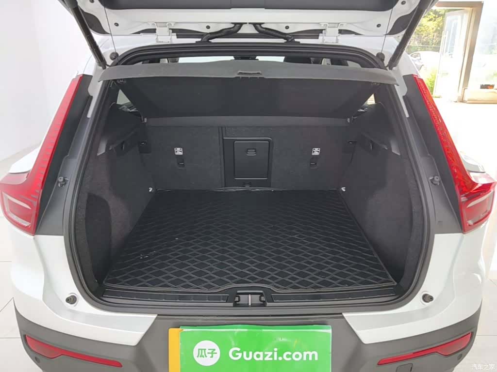 Volvo XC40, 2024 19