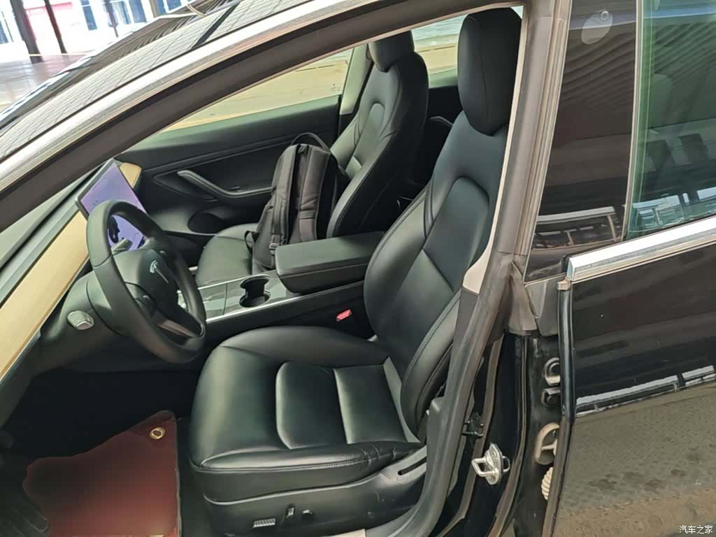 Tesla Model 3, 2020 15