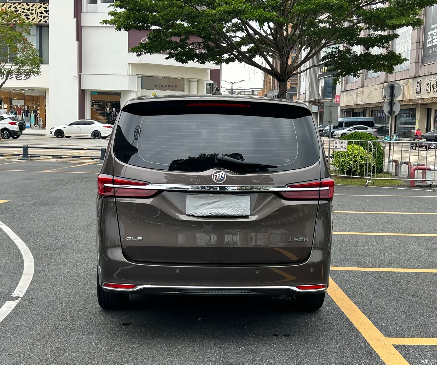 Buick GL8, 2024 все фото