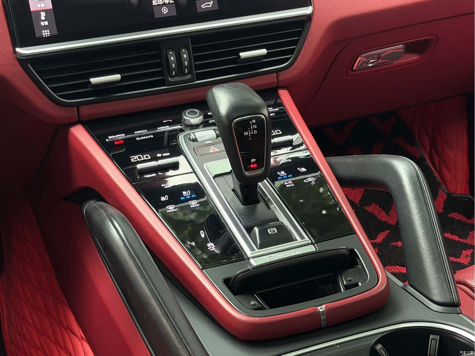 Porsche Cayenne, 2020 11