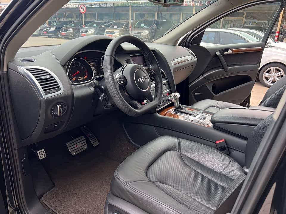 Audi Q7 Audi Q7