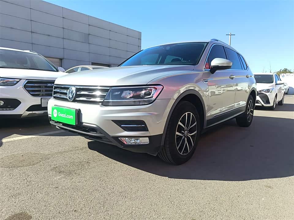 Volkswagen Tiguan L