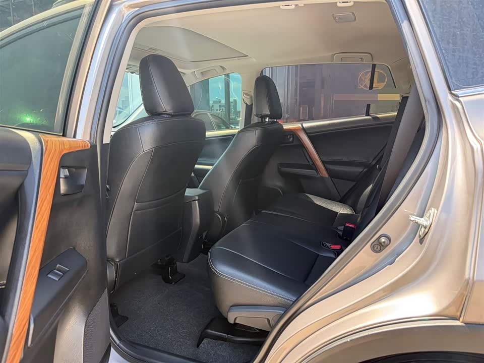 Toyota RAV4 Rongfang