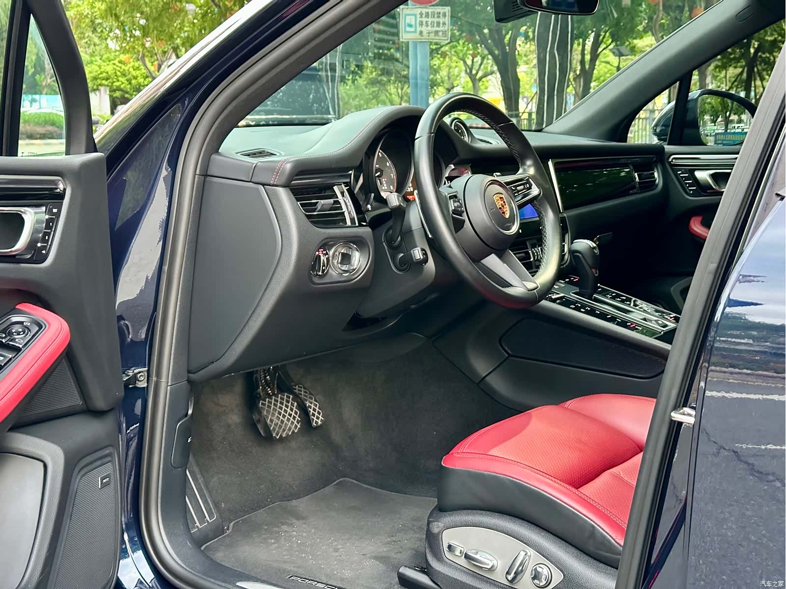 Porsche Macan, 2022 12