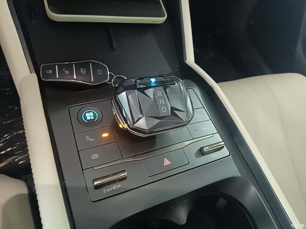 BYD Qin, 2025 14