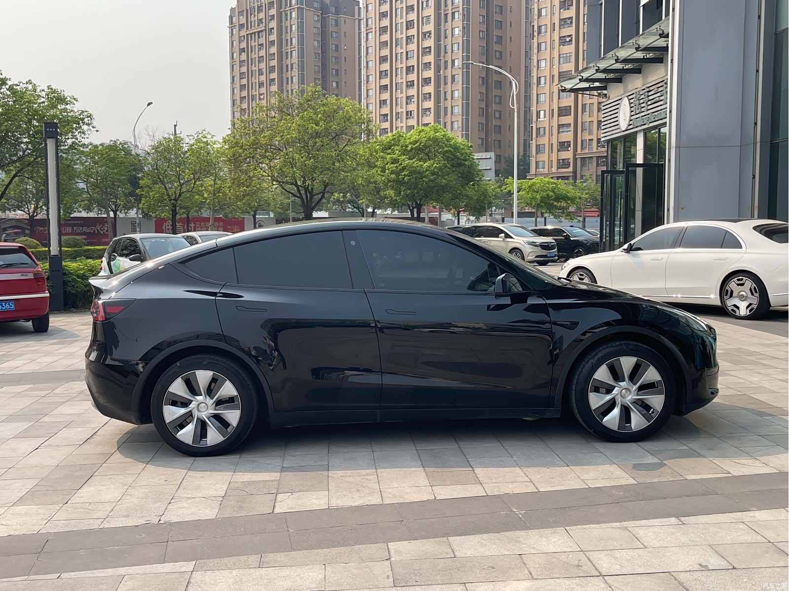 Tesla Model Y, 2022 7