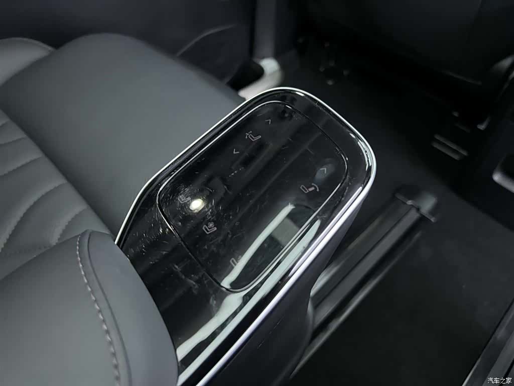 Trumpchi M8, 2025 14