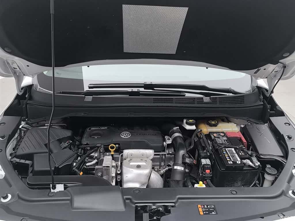 Buick GL6, 2023 6