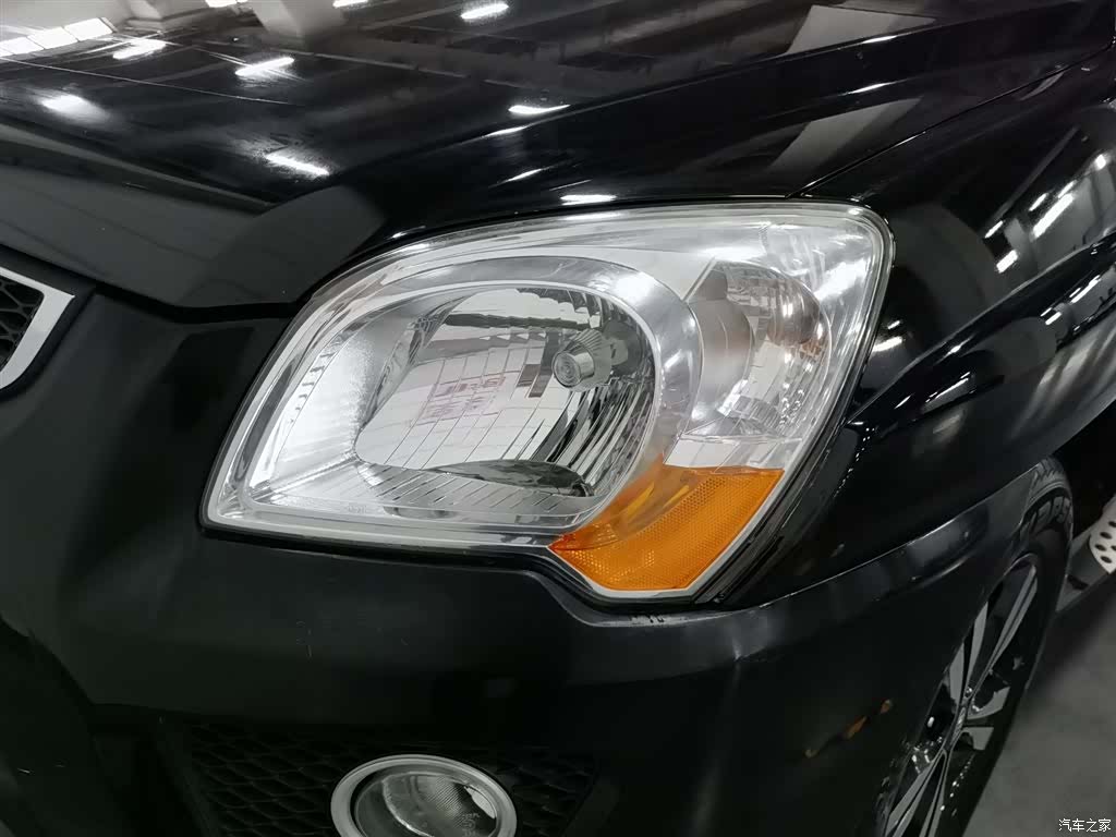 Kia GLS, 2013 7