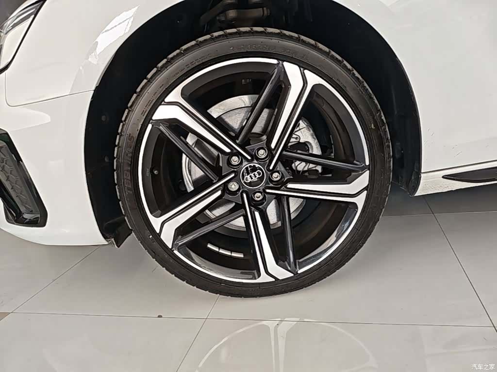 Audi A4L, 2024 23