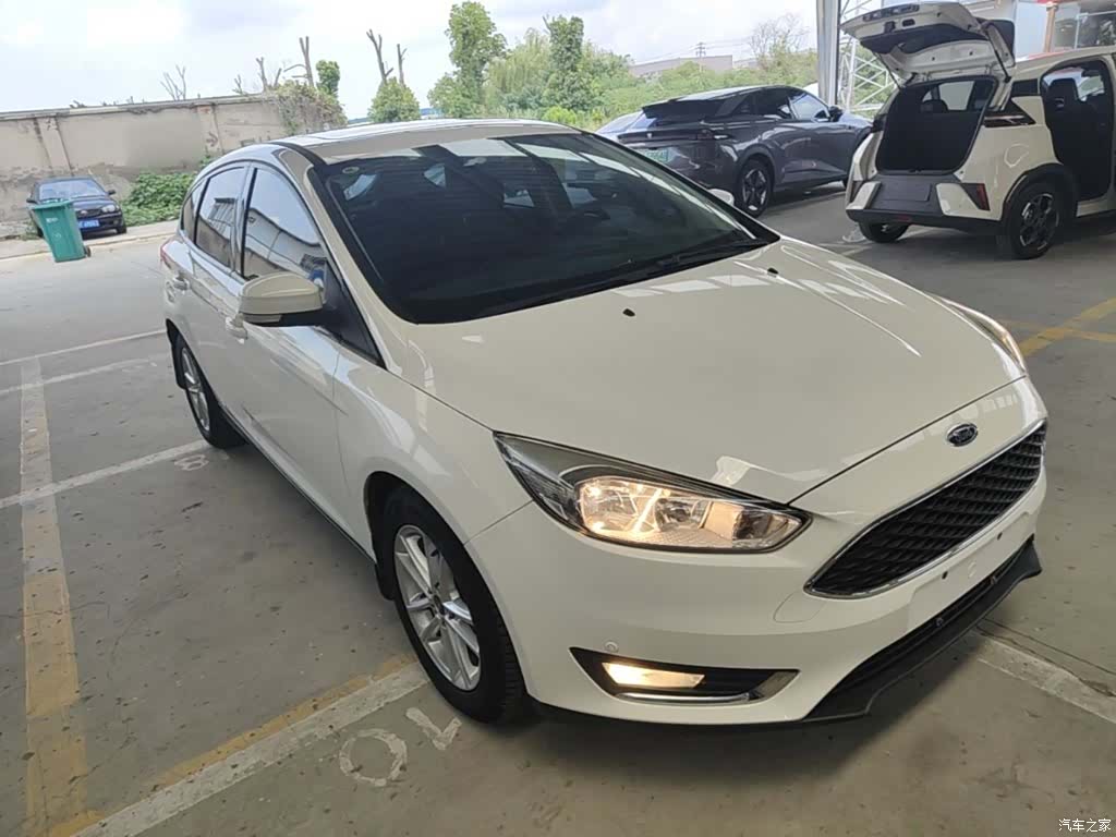 Ford Focus, 2015 4