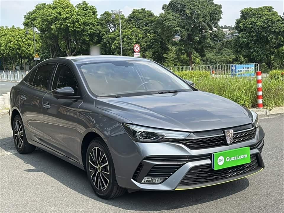 Roewe i5