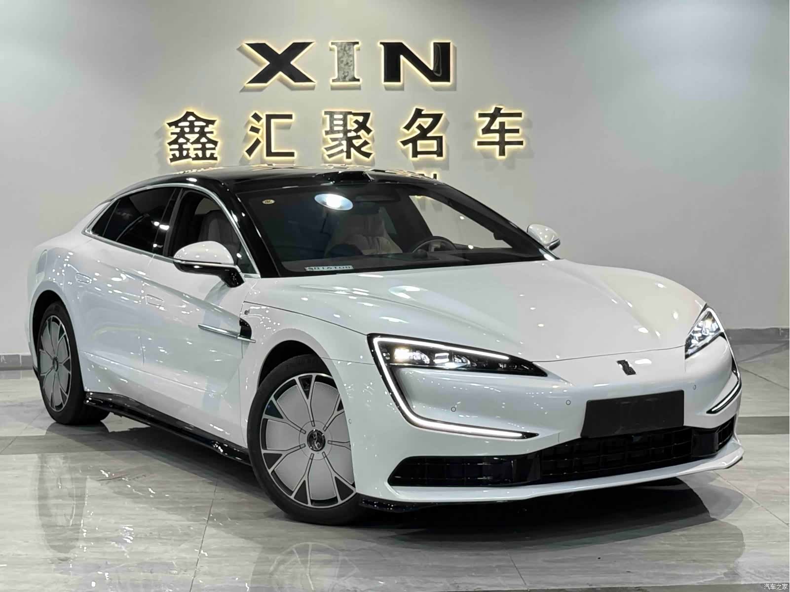 Yangwang U7, 2025 3