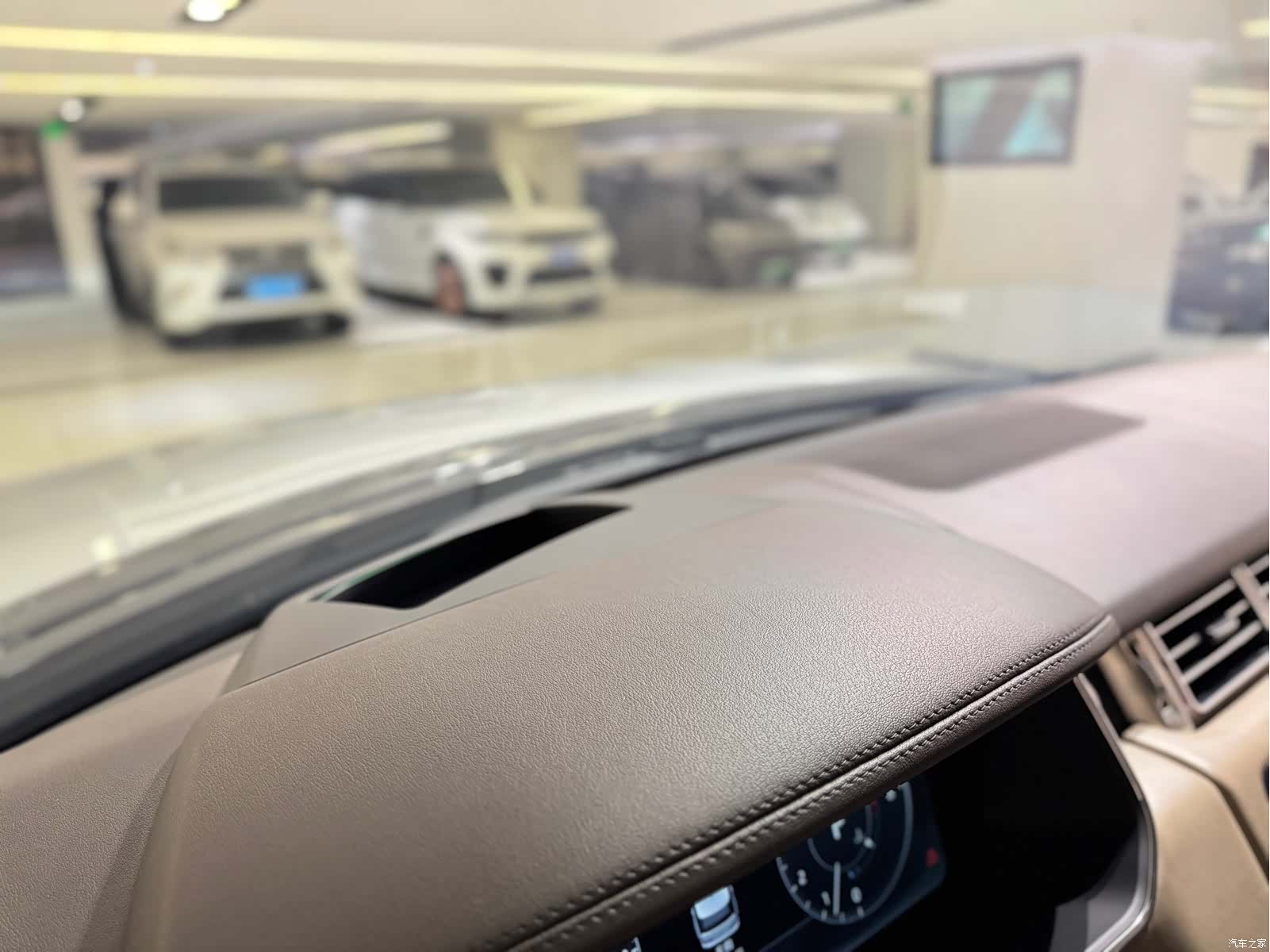 Land Rover Range Rover, 2018 13