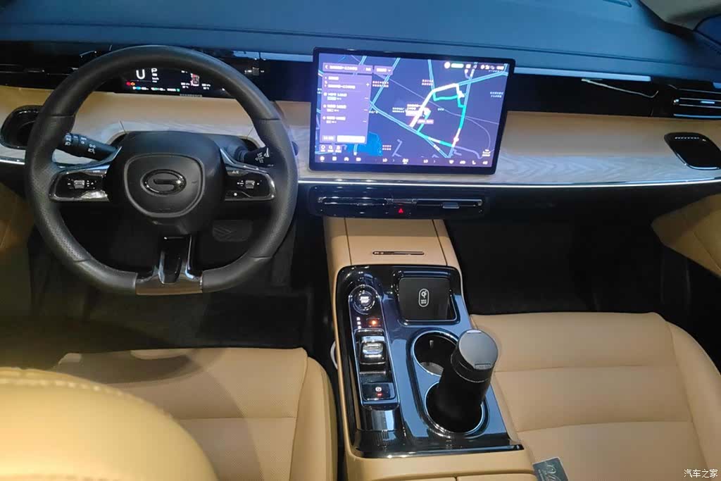 Trumpchi E8, 2024 12