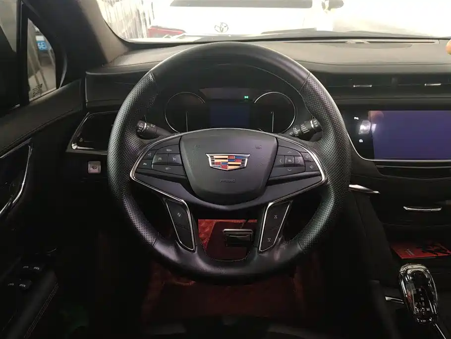 Cadillac XT5