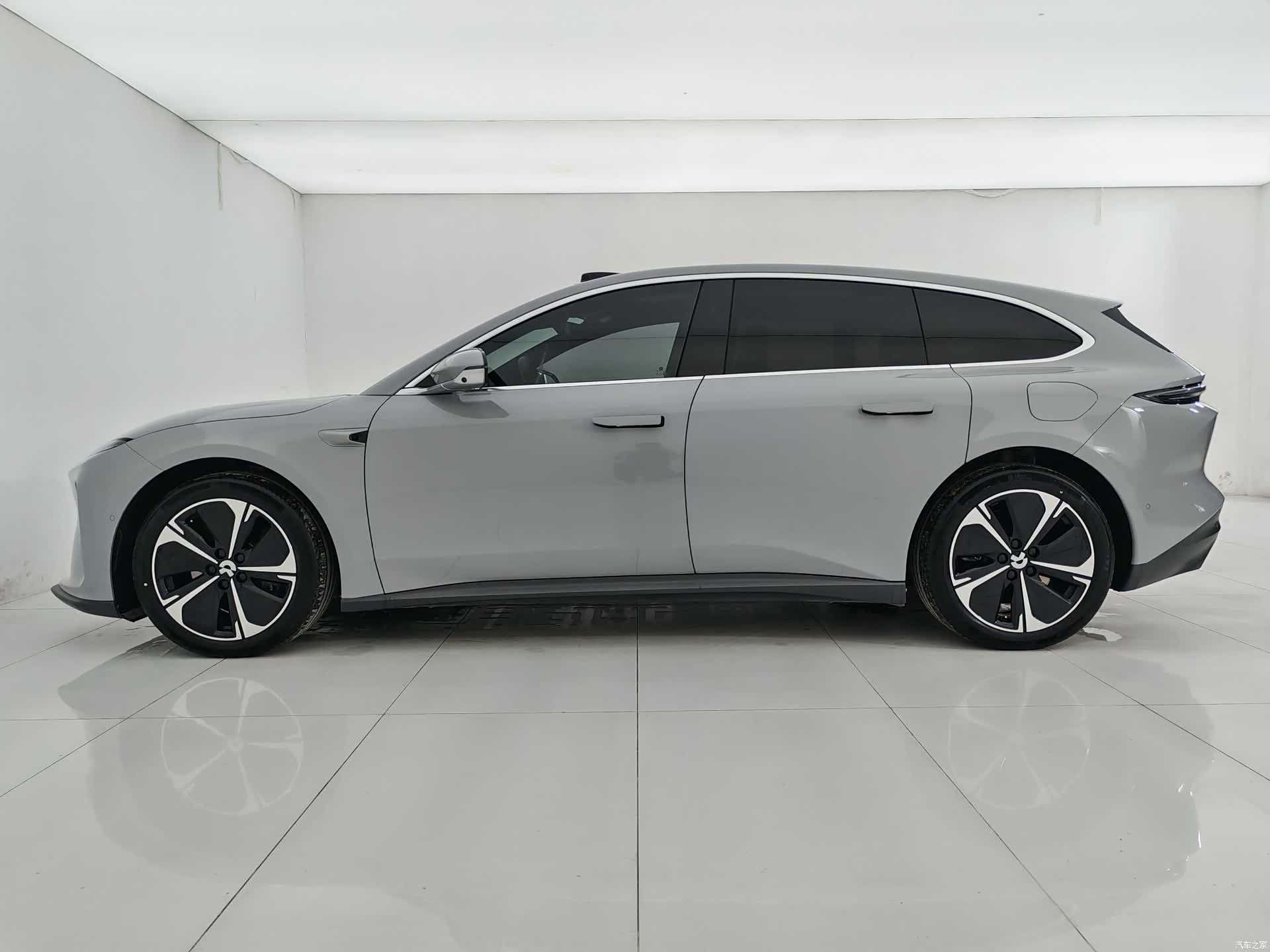 NIO ET5, 2024 7