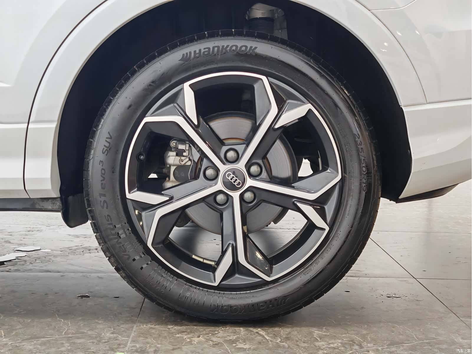Audi Q3, 2024 9