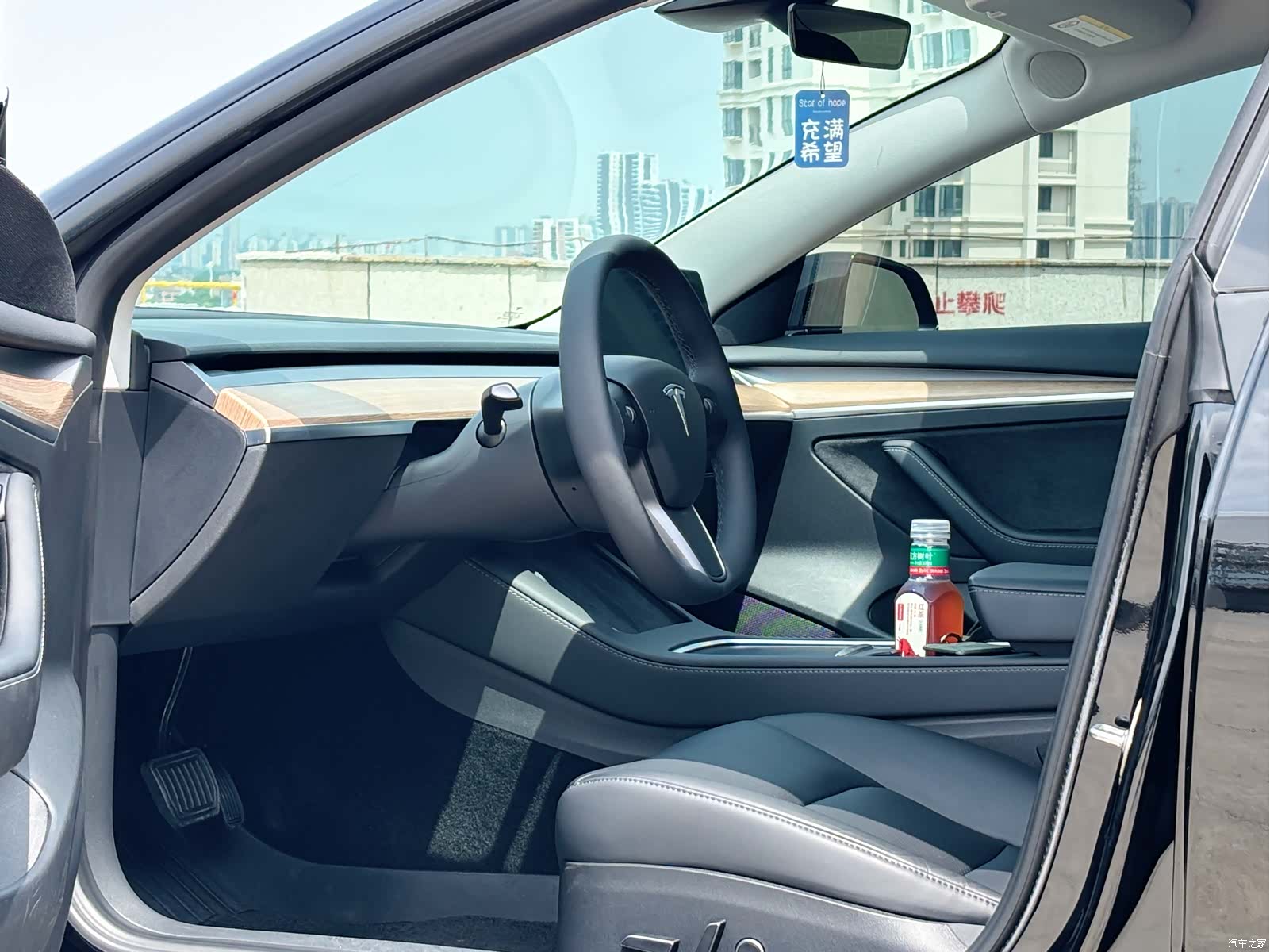 Tesla Model 3, 2022 4