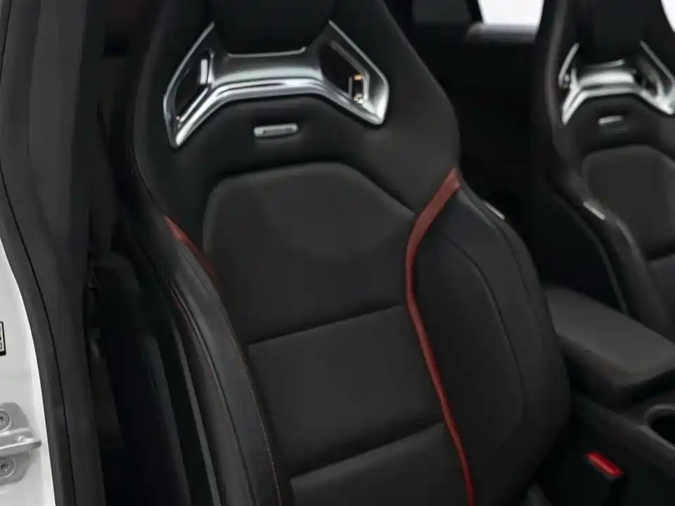 Mercedes-Benz CLA AMG