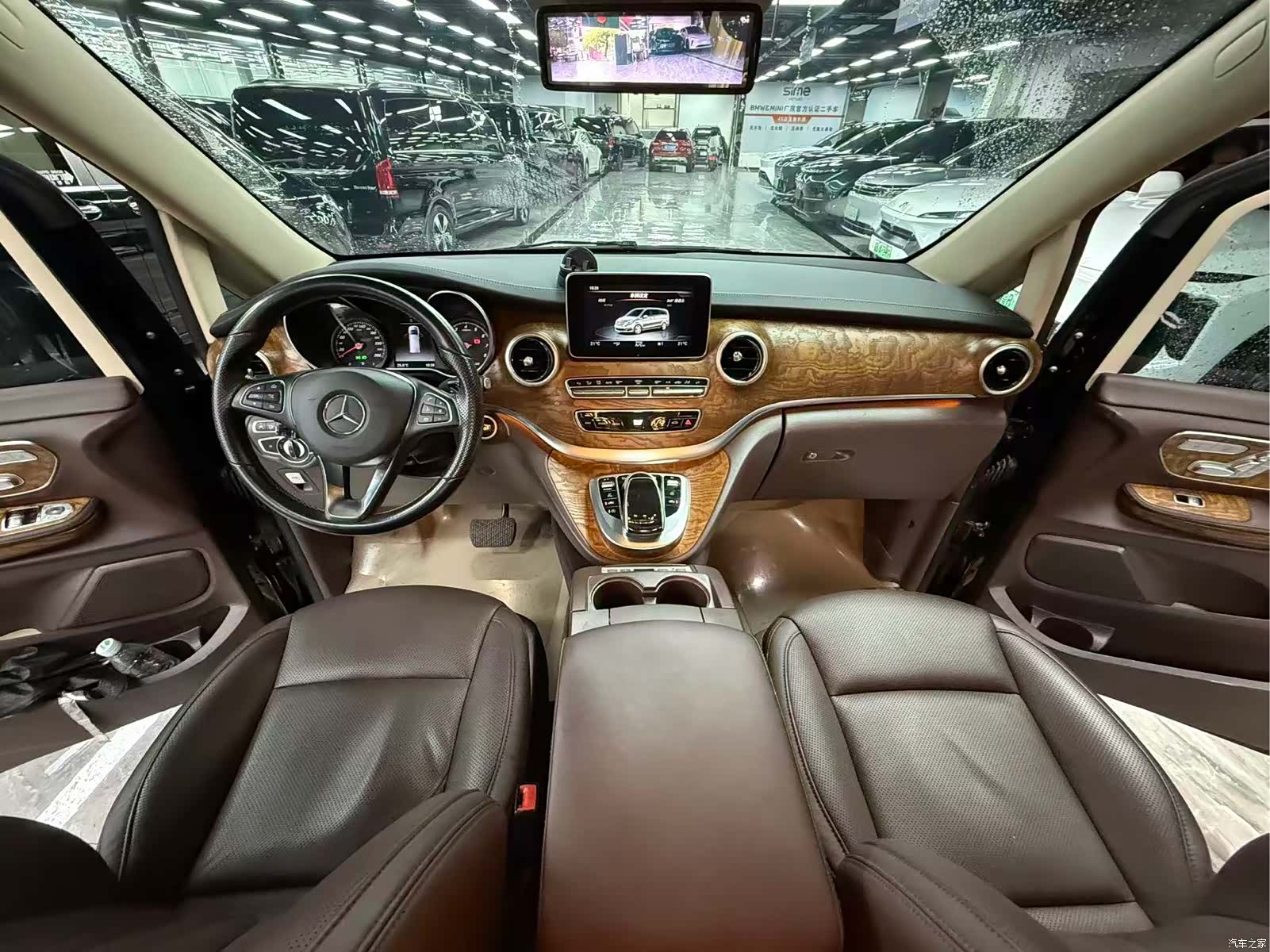 Mercedes-Benz V-Class, 2019 8