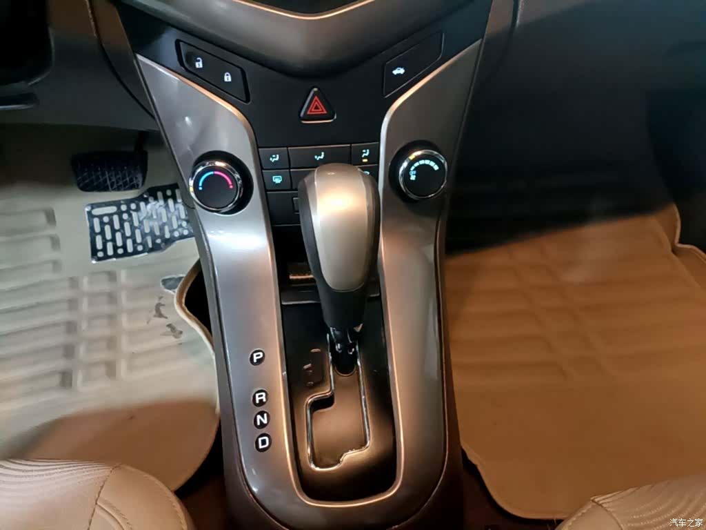 Chevrolet SE, 2016 14