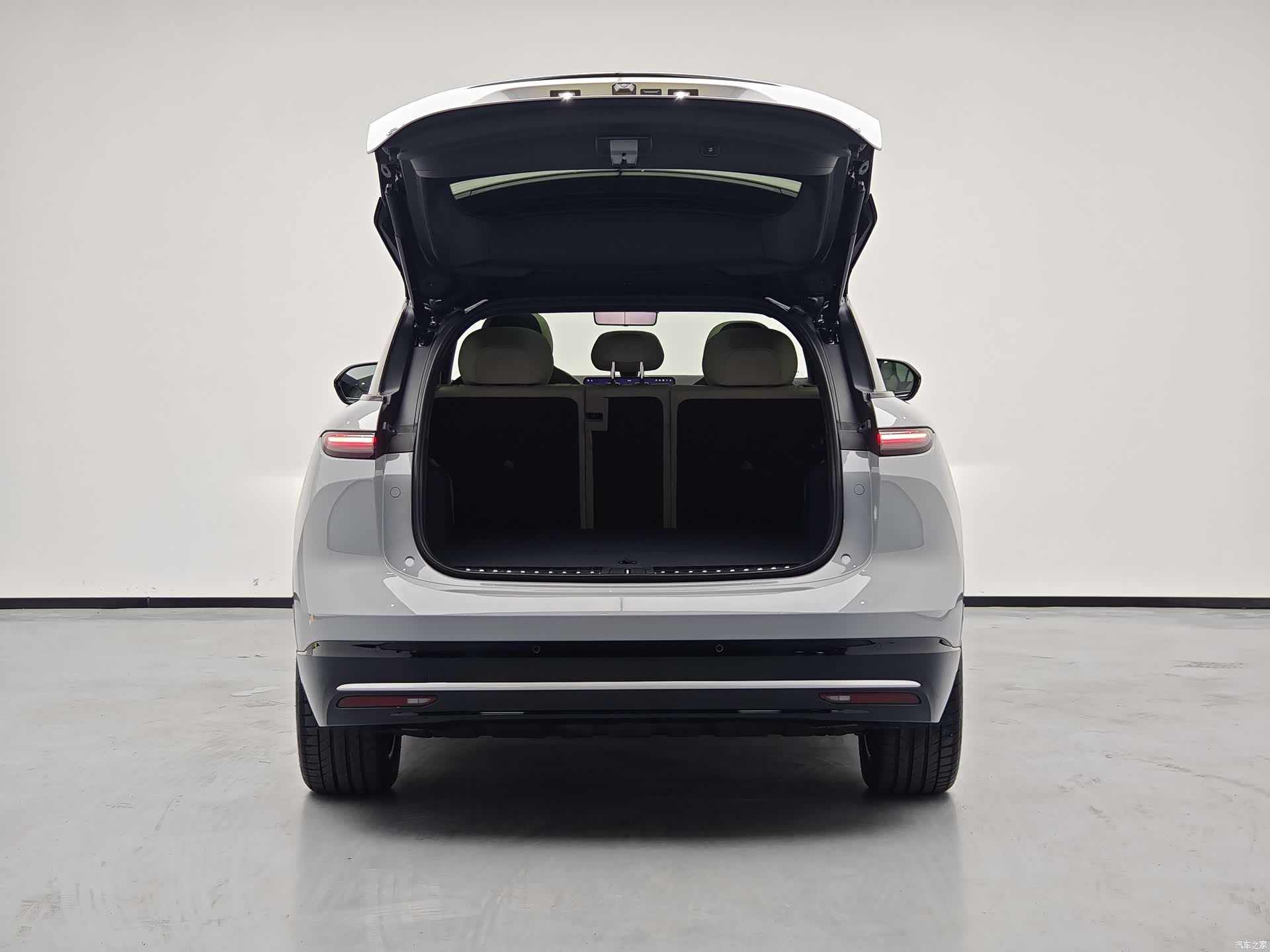 NIO ES6, 2025 16