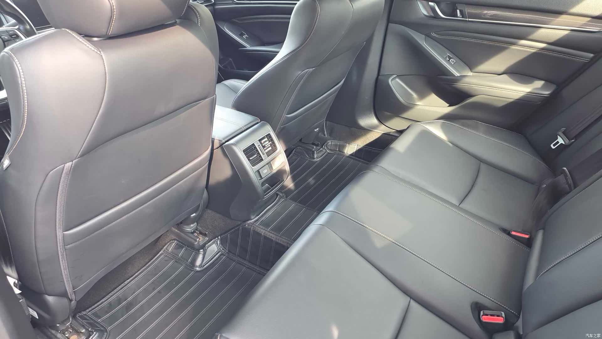 Honda Accord, 2022 12