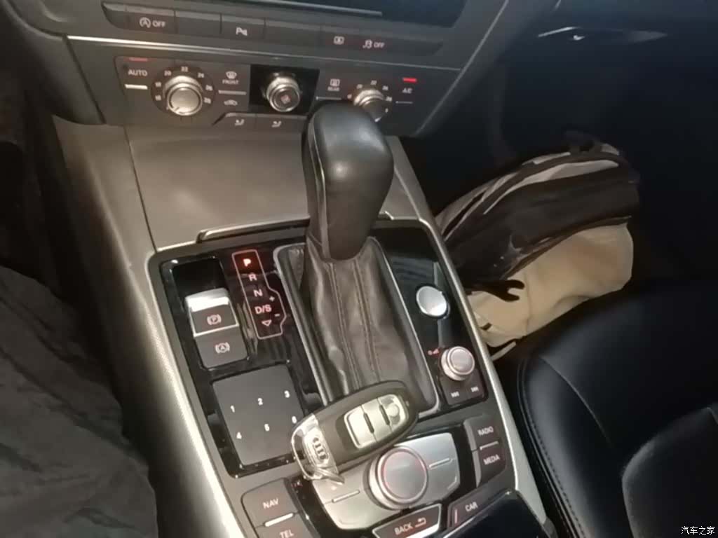 Audi A6L, 2016 14