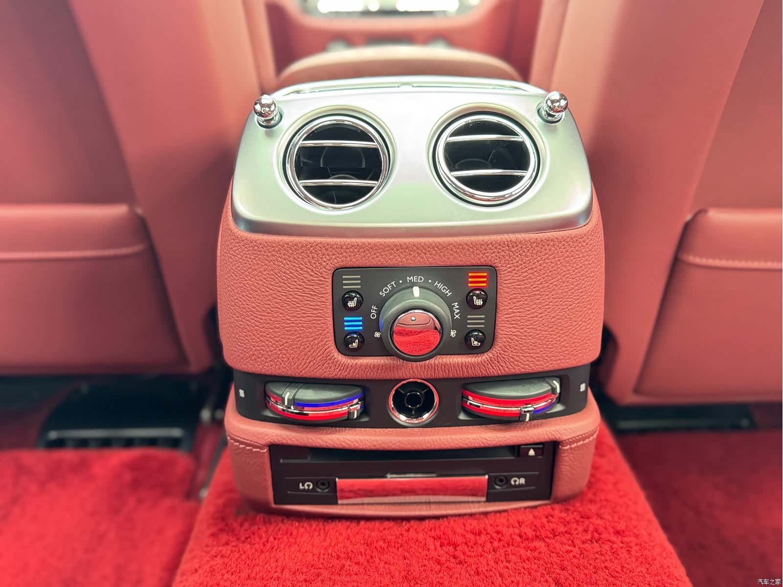 Rolls-Royce Ghost, 2017 14