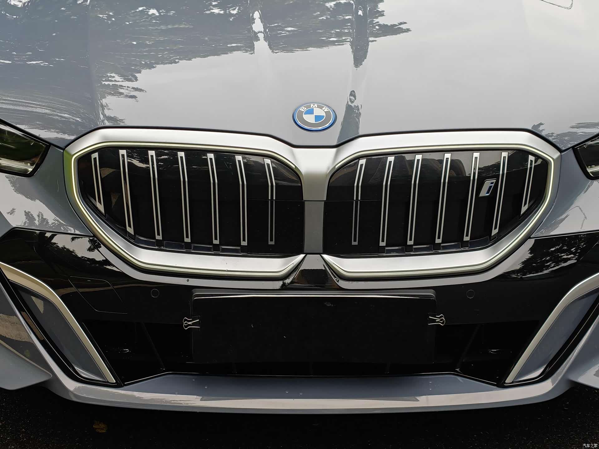 BMW i5, 2024 30