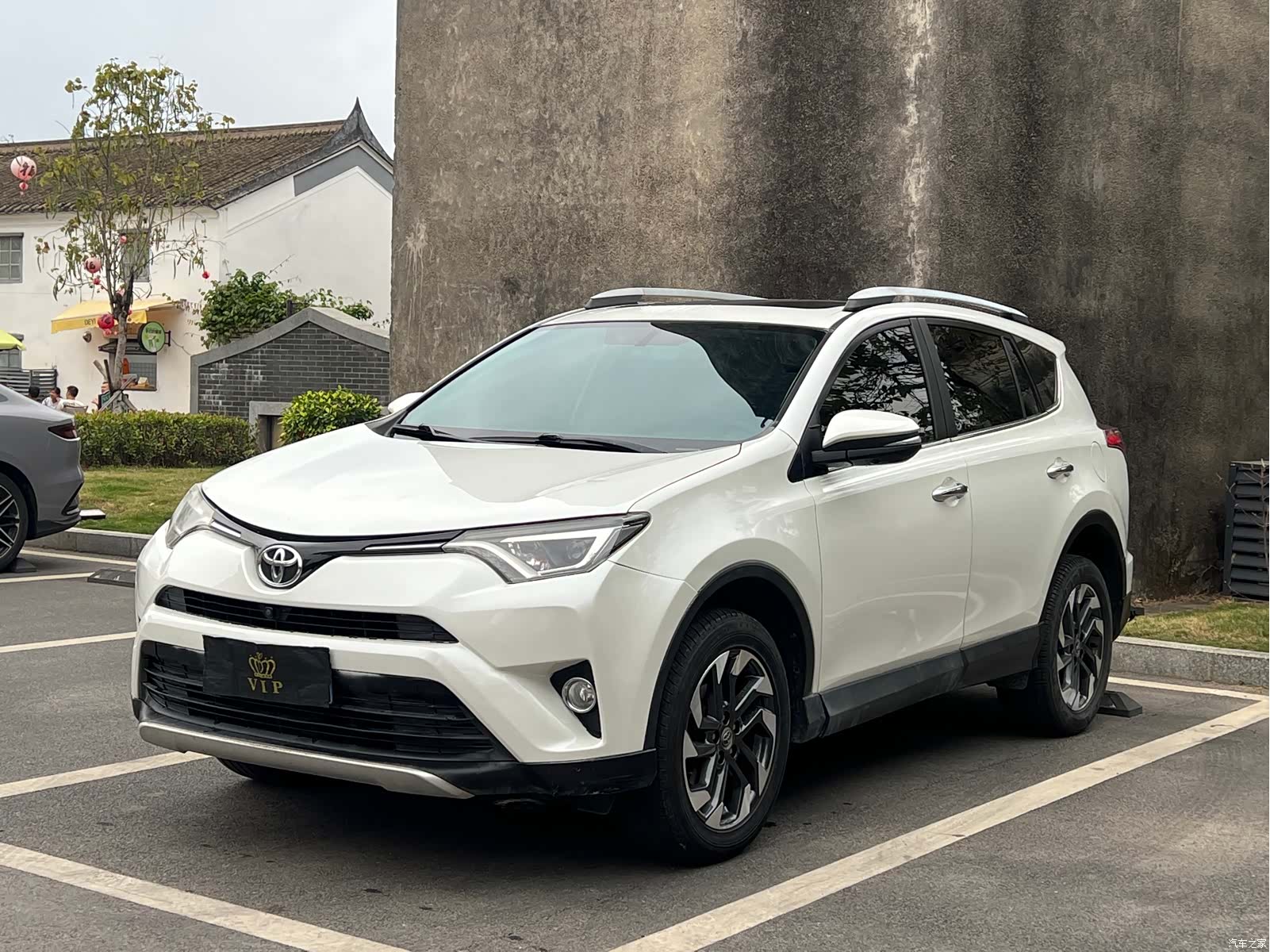 Toyota RAV4, 2017 1