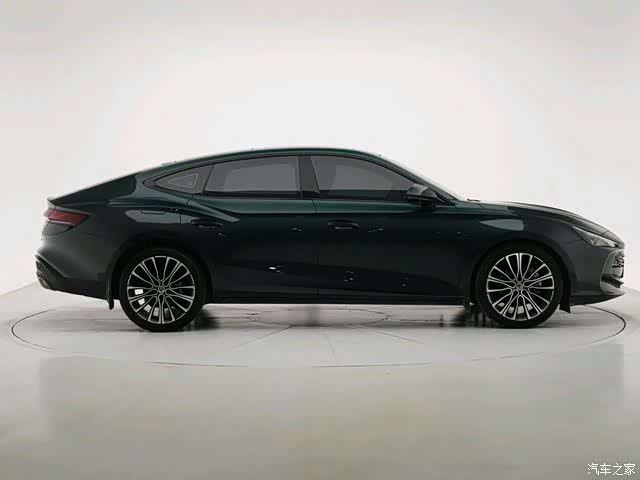 MG MG7, 2025 2