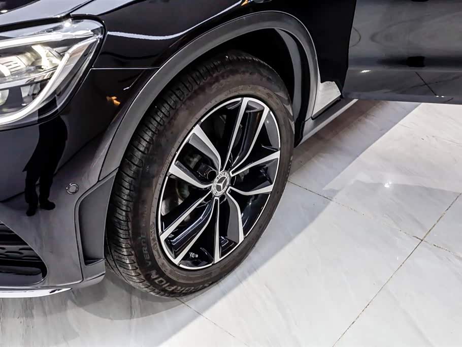 Mercedes-Benz GLC Mercedes-Benz GLC